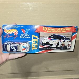 Mattel Hot Wheels Vintage 1997 Ford Thunderbird Rouch Racing Car Collectable NIP